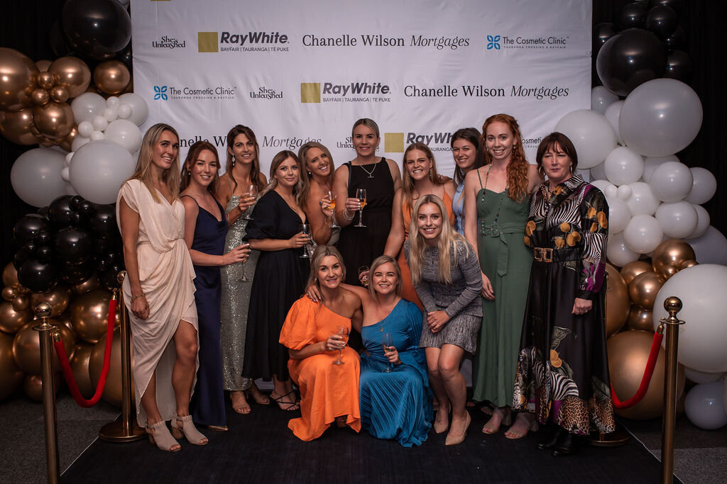 Women connecting at the fundraiser